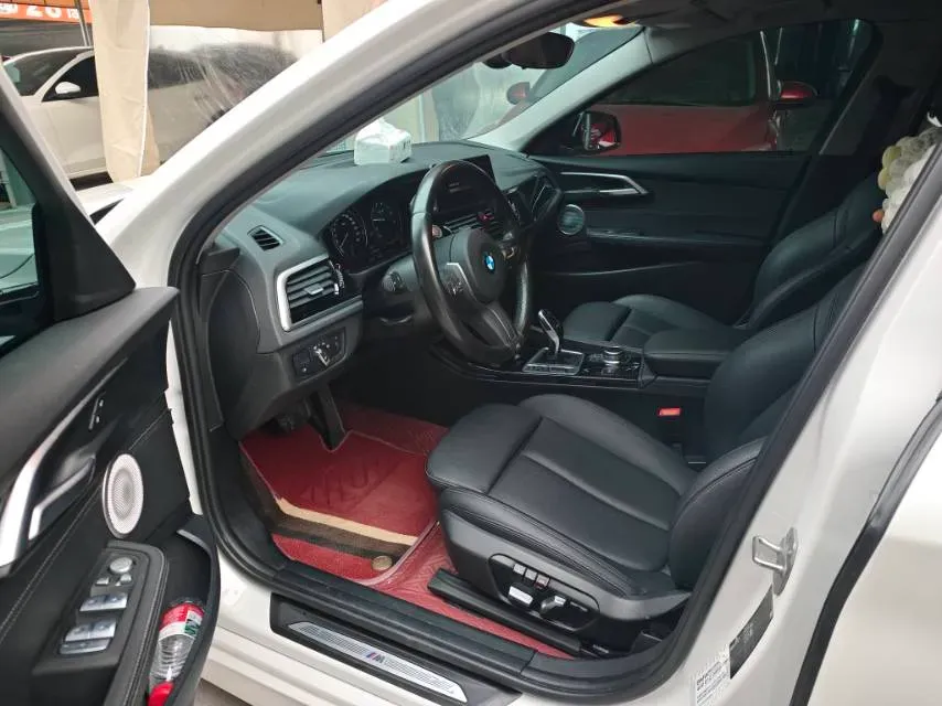 2021 BMW 1 Series 1.5T 140HP L3 7DCT,autocango,china used car exporter,china ev exporter,chinese used car exporter,chinese used ev exporter