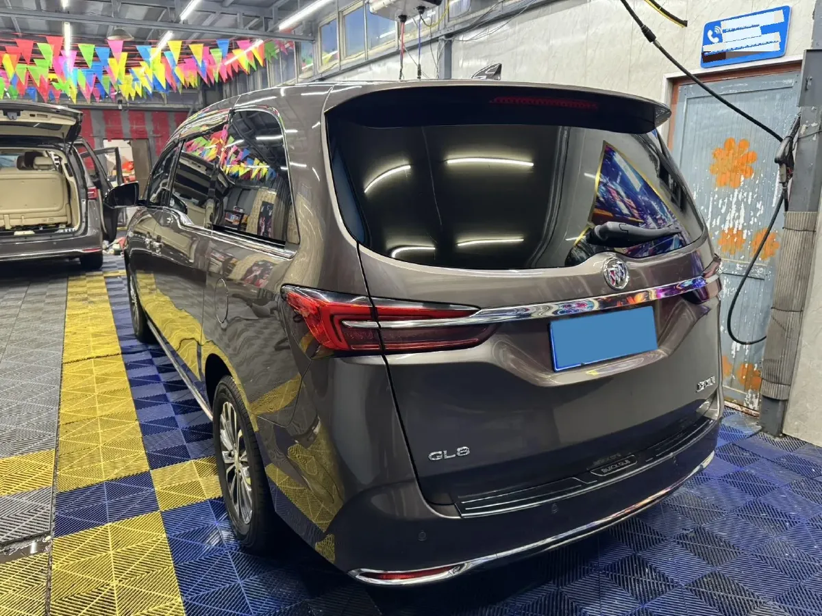 2023 Buick GL8 2.0T 237HP L4 9AT,autocango,china used car exporter,china ev exporter,chinese used car exporter,chinese used ev exporter