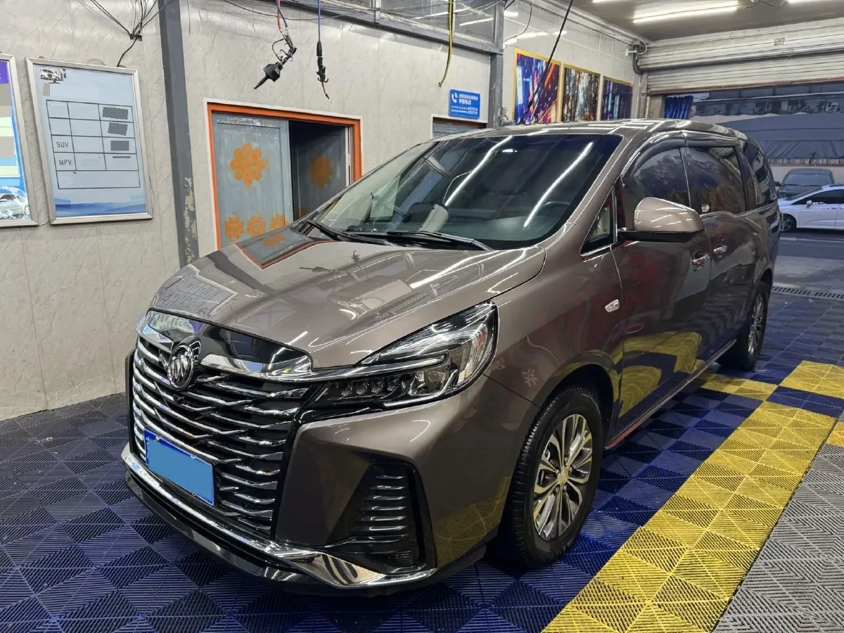 2023 Buick GL8 2.0T 237HP L4 9AT,autocango,china used car exporter,china ev exporter,chinese used car exporter,chinese used ev exporter