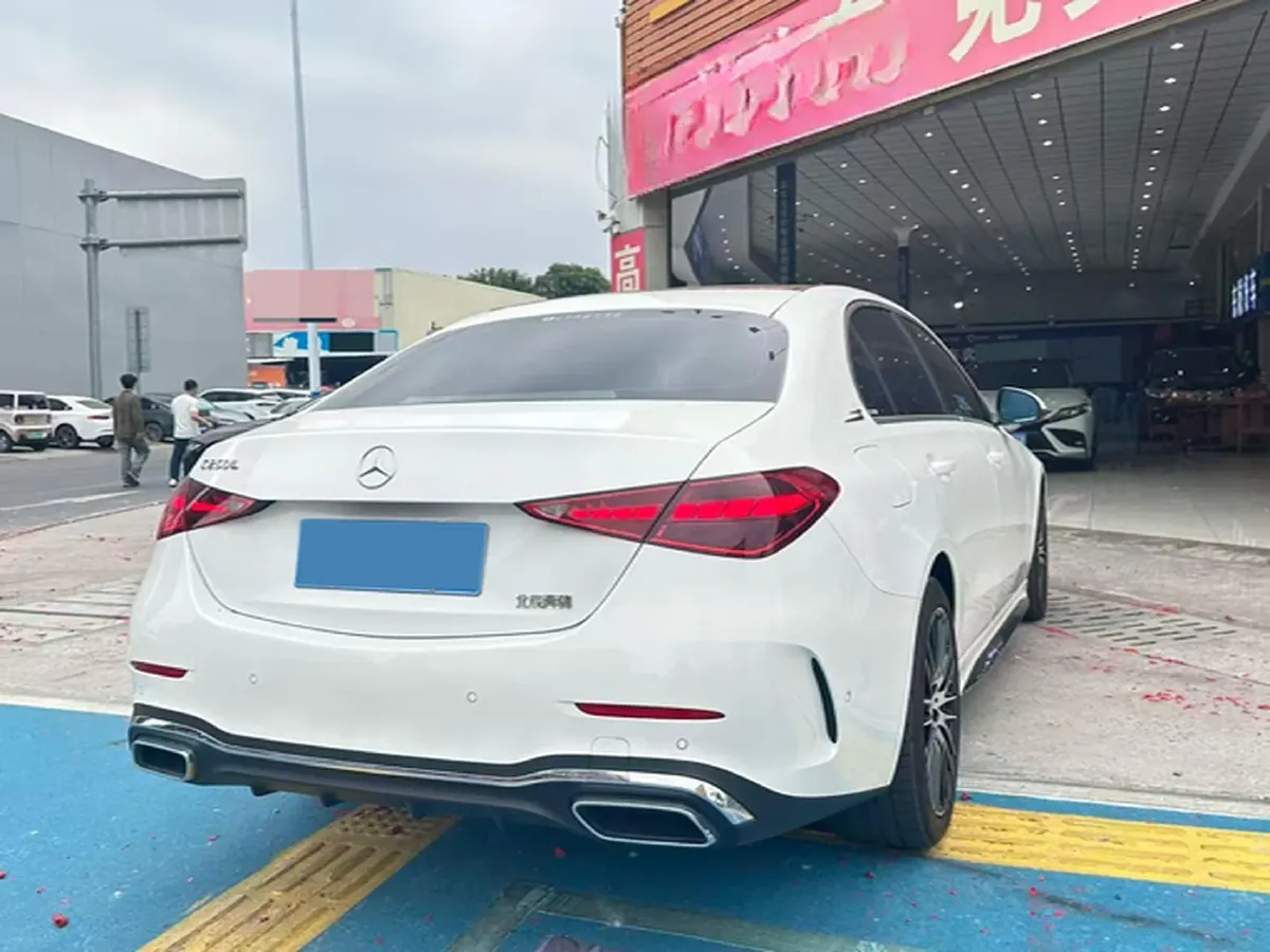 2024 Mercedes-Benz C Class 1.5T 204HP L4 9AT,autocango,china used car exporter,china ev exporter,chinese used car exporter,chinese used ev exporter