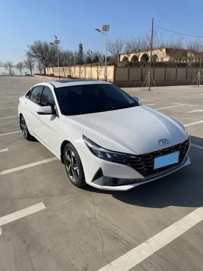 2021 Hyundai Elantra 1.5L 115HP L4 CVT,autocango,china used car exporter,china ev exporter,chinese used car exporter,chinese used ev exporter