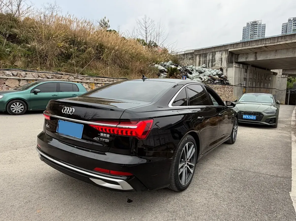 2023 Audi A6L 2.0T 190HP L4 7DCT,autocango,china used car exporter,china ev exporter,chinese used car exporter,chinese used ev exporter