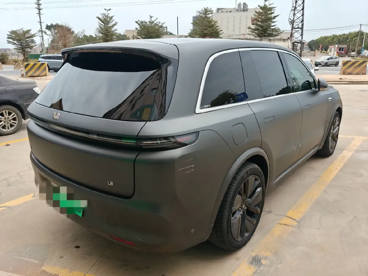 2023 Li L8 Range Extended 154HP REEV 40.9KWH,autocango,china used car exporter,china ev exporter,chinese used car exporter,chinese used ev exporter