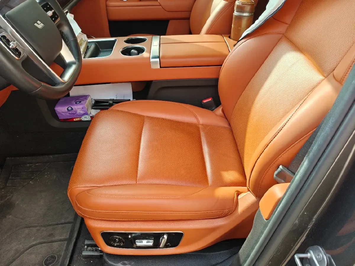 2023 Li L8 Range Extended 154HP REEV 40.9KWH,autocango,china used car exporter,china ev exporter,chinese used car exporter,chinese used ev exporter