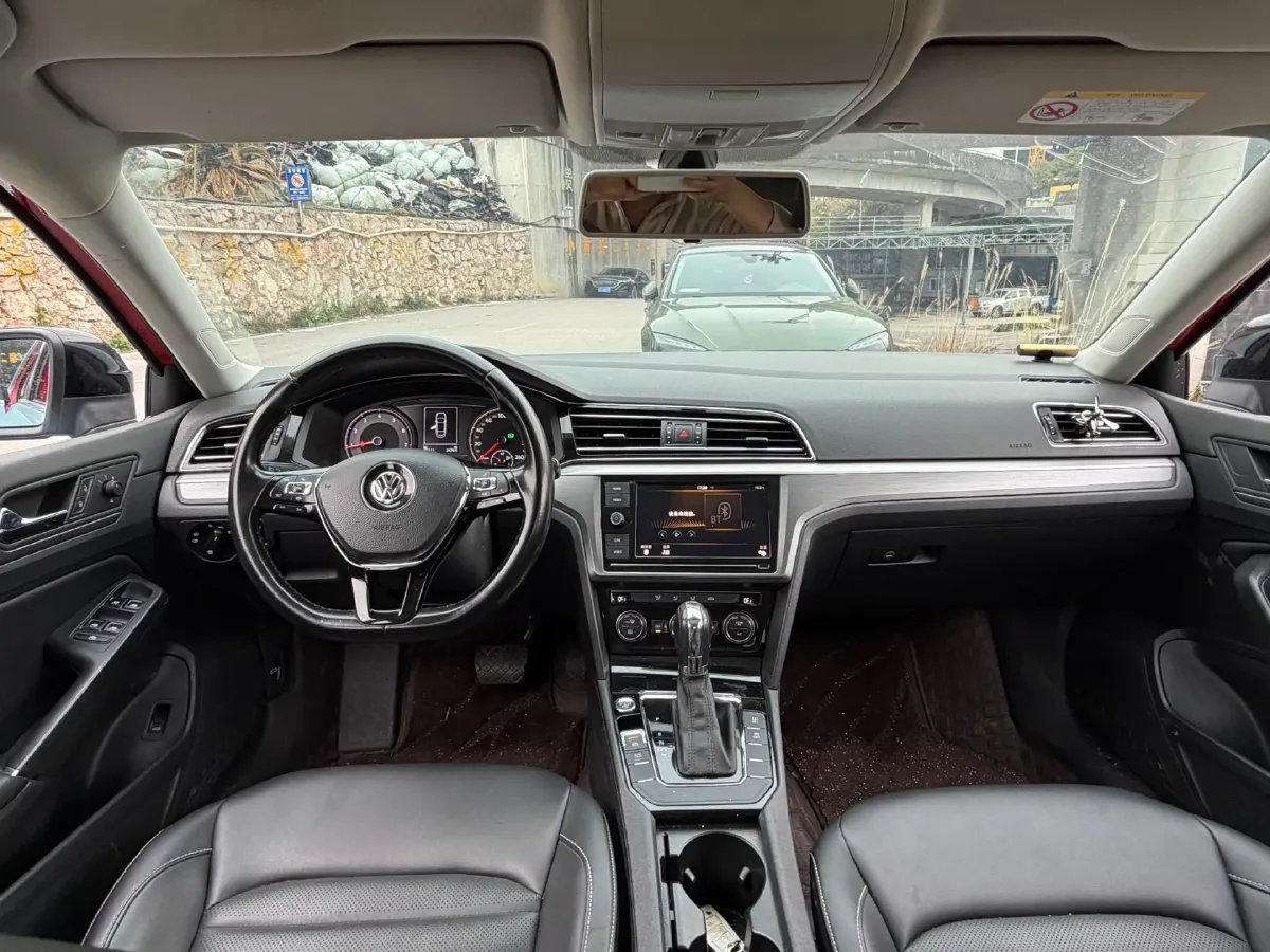 2019 Volkswagen Passat 1.4T 150HP L4 7DCT,autocango,china used car exporter,china ev exporter,chinese used car exporter,chinese used ev exporter