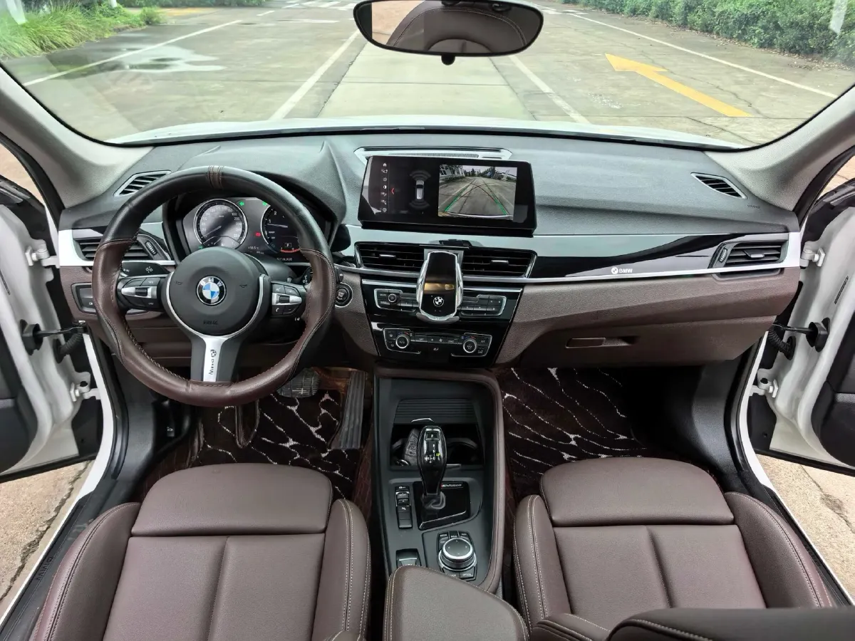 2022 BMW X1 2.0T 192HP L4 7DCT,autocango,china used car exporter,china ev exporter,chinese used car exporter,chinese used ev exporter