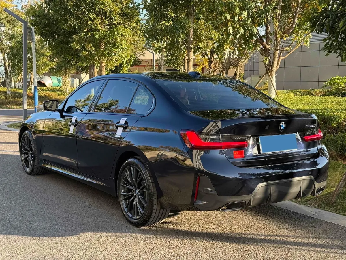 2023 BMW 3 Series 2.0T 184HP L4 8AT,autocango,china used car exporter,china ev exporter,chinese used car exporter,chinese used ev exporter