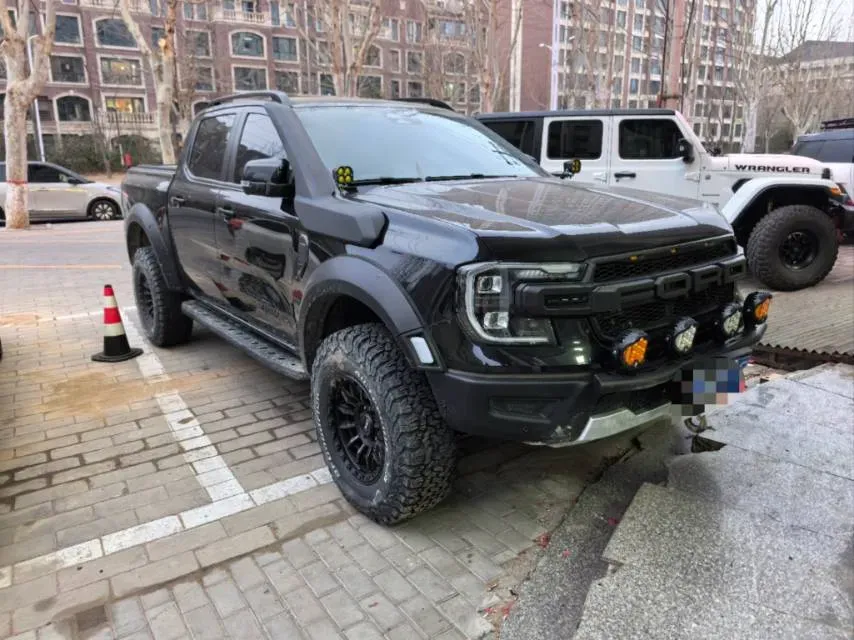 2023 Ford Ranger 2.3T 258HP L4 8AT,autocango,china used car exporter,china ev exporter,chinese used car exporter,chinese used ev exporter