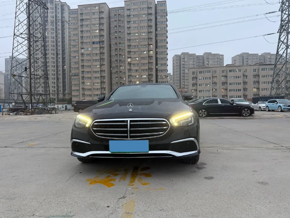 2022 Mercedes-Benz E Class 2.0T 211HP L4 9AT PHEV 25.4KWH,autocango,china used car exporter,china ev exporter,chinese used car exporter,chinese used ev exporter