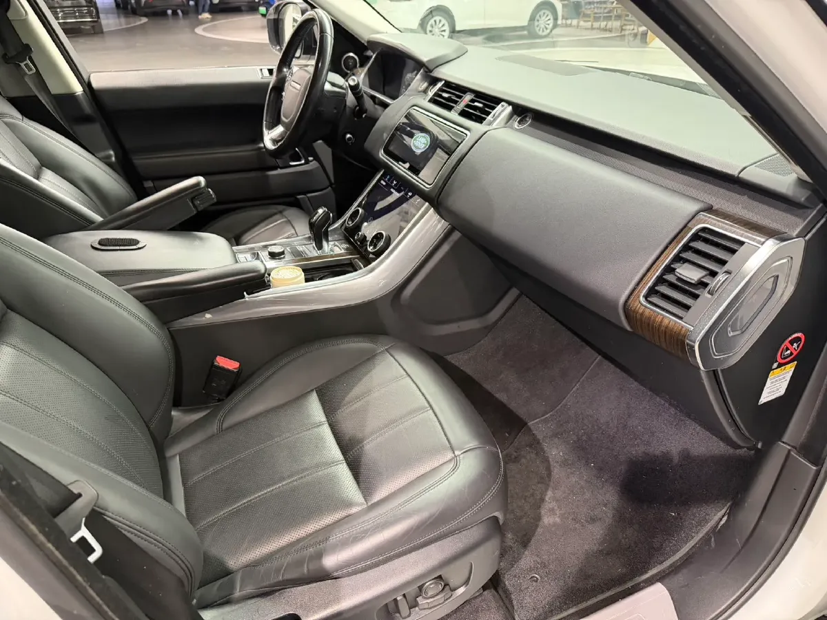2018 Land Rover Range Rover Sport 2.0T 300HP L4 8AT PHEV 13.1KWH,autocango,china used car exporter,china ev exporter,chinese used car exporter,chinese used ev exporter