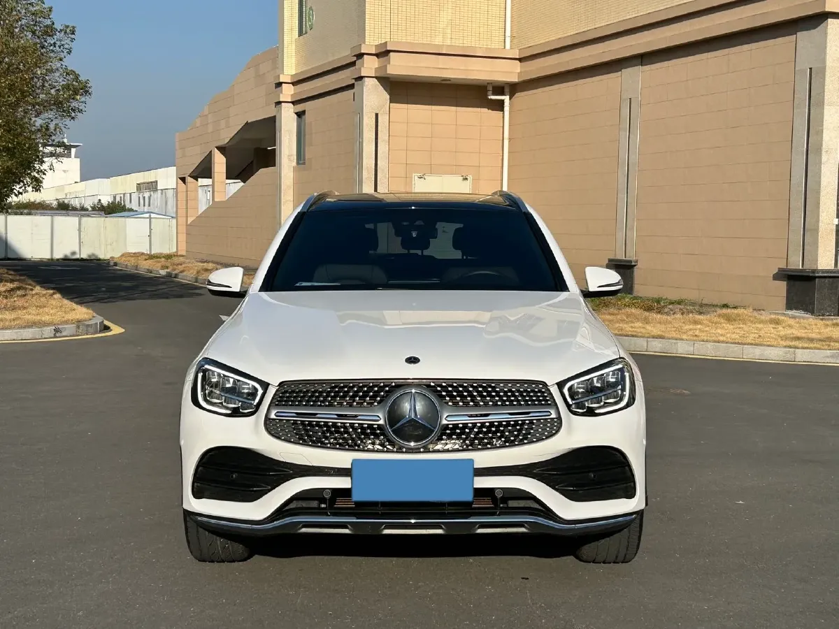 2021 Mercedes-Benz GLC Class 2.0T 258HP L4 9AT,autocango,china used car exporter,china ev exporter,chinese used car exporter,chinese used ev exporter