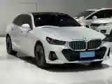 2025 BMW 5 Series 2.0T 258HP L4 8AT
