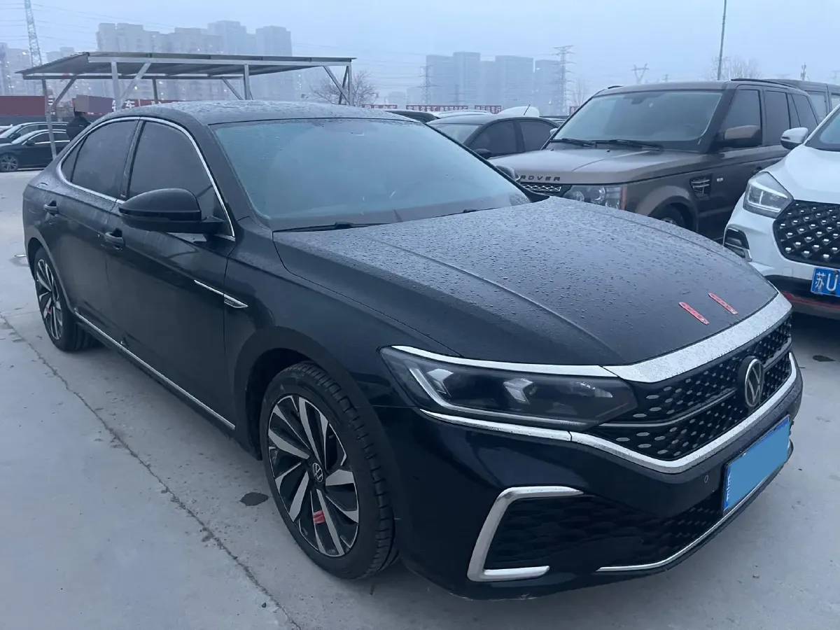 2023 Volkswagen Passat 2.0T 186HP L4 7DCT,autocango,china used car exporter,china ev exporter,chinese used car exporter,chinese used ev exporter