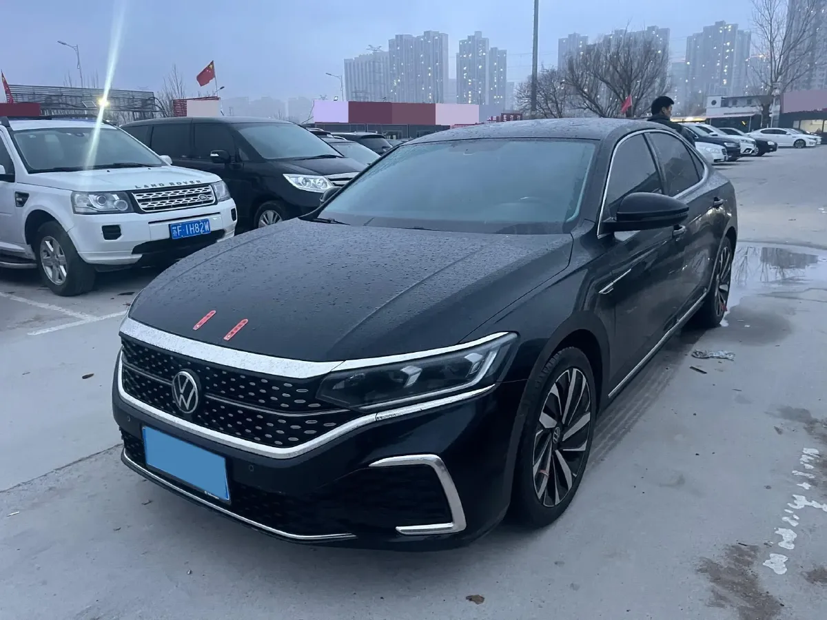 2023 Volkswagen Passat 2.0T 186HP L4 7DCT,autocango,china used car exporter,china ev exporter,chinese used car exporter,chinese used ev exporter