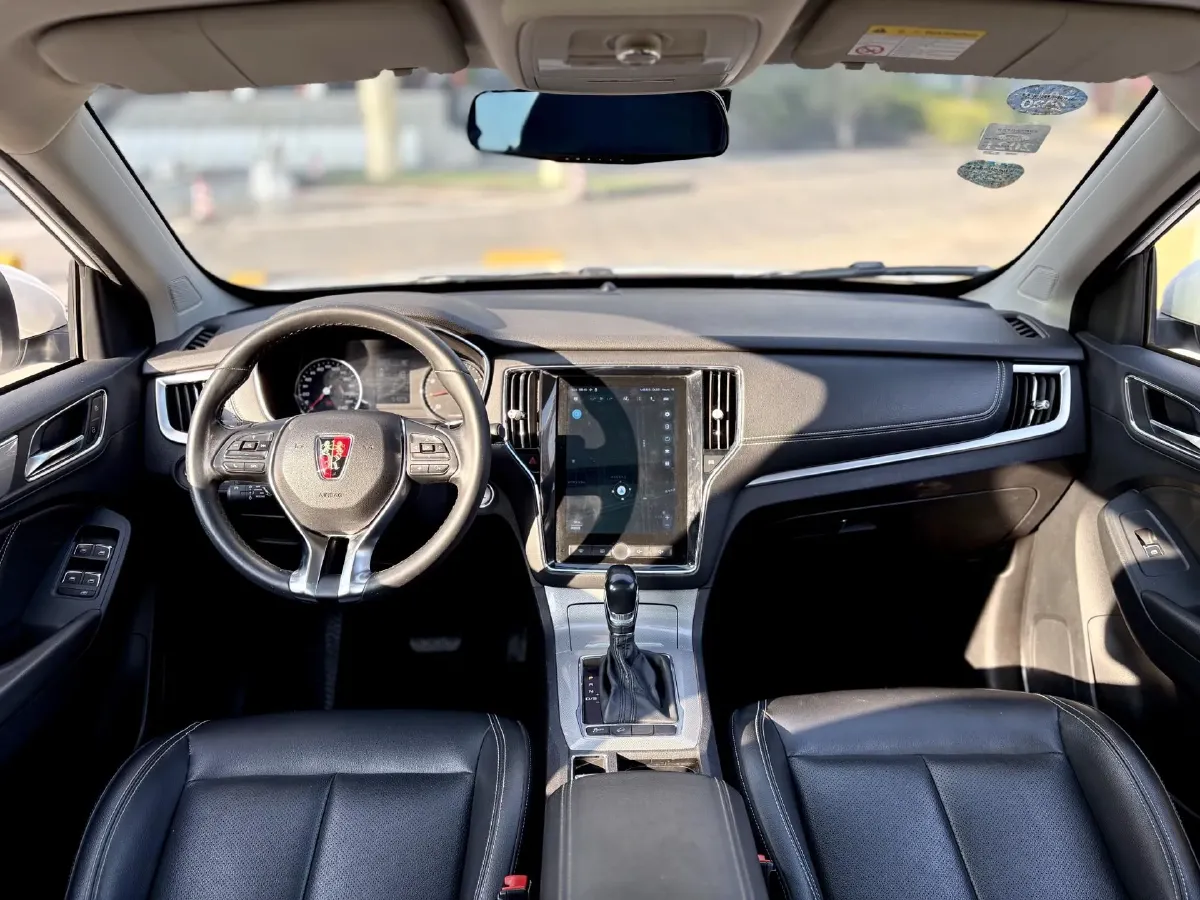 2019 Mitsubishi Eclipse Cross 1.5T 170HP L4 6MT,autocango,china used car exporter,china ev exporter,chinese used car exporter,chinese used ev exporter