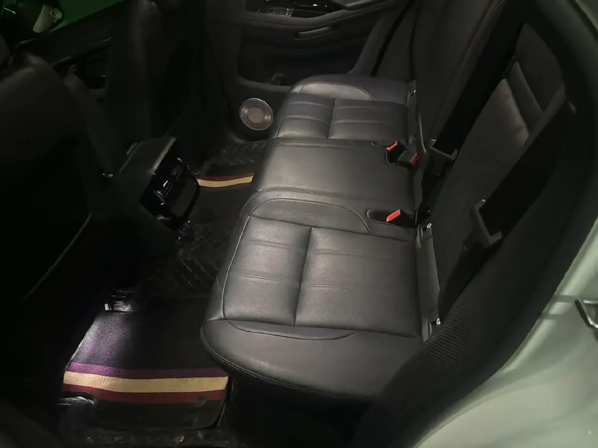 2021 Land Rover Range Rover Evoque 2.0T 200HP L4 9AT,autocango,china used car exporter,china ev exporter,chinese used car exporter,chinese used ev exporter