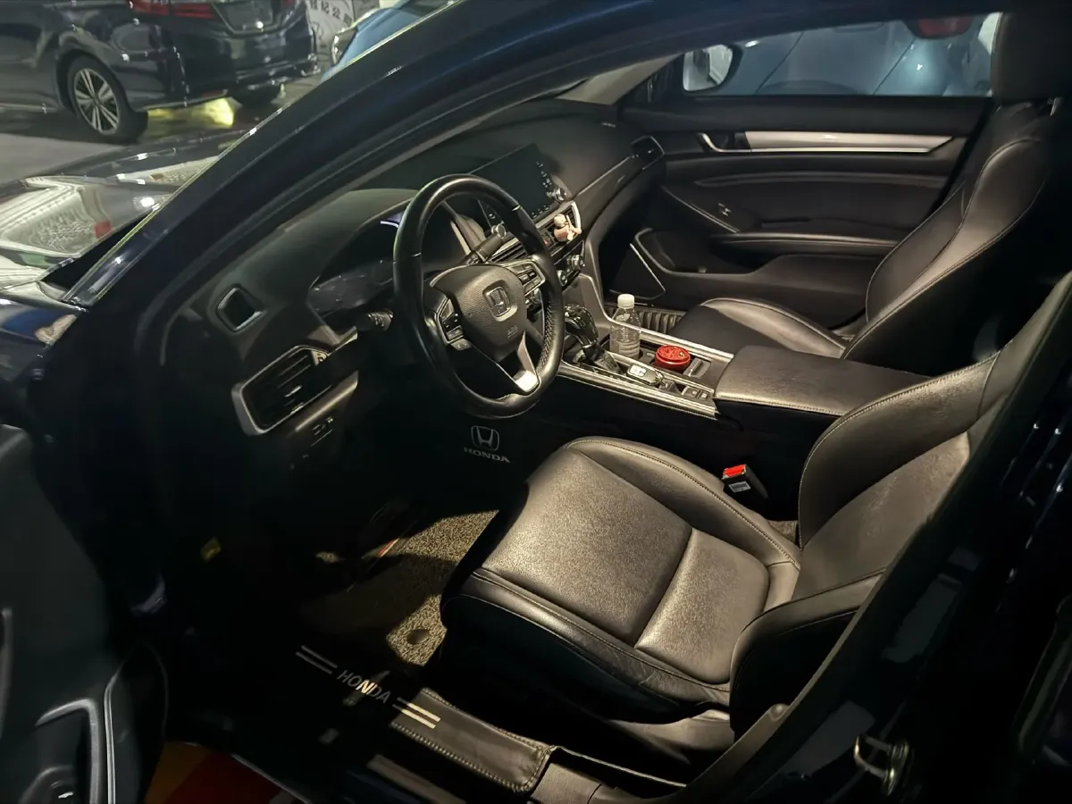 2019 Honda Inspire 1.5T 194HP L4 CVT,autocango,china used car exporter,china ev exporter,chinese used car exporter,chinese used ev exporter