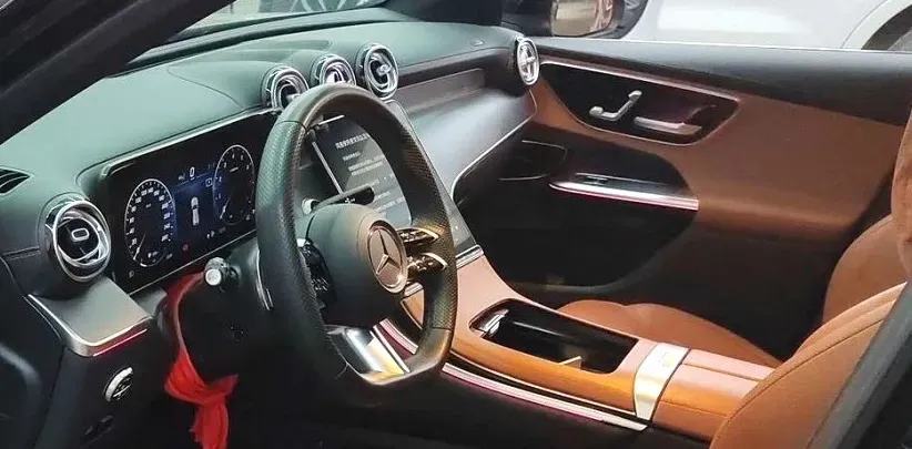 2023 Mercedes-Benz GLC Class 2.0T 204HP L4 9AT,autocango,china used car exporter,china ev exporter,chinese used car exporter,chinese used ev exporter