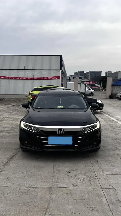 2022 Honda Accord 1.5T 194HP L4 CVT,autocango,china used car exporter,china ev exporter,chinese used car exporter,chinese used ev exporter