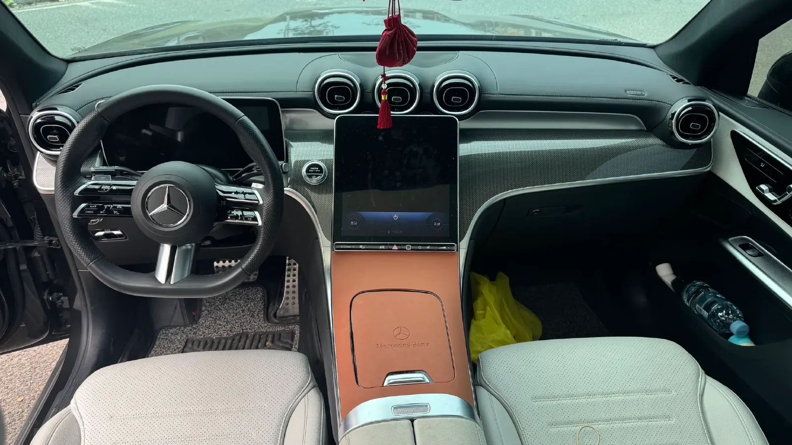 2024 Mercedes-Benz GLC Coupe 2.0T 204HP L4 9AT,autocango,china used car exporter,china ev exporter,chinese used car exporter,chinese used ev exporter