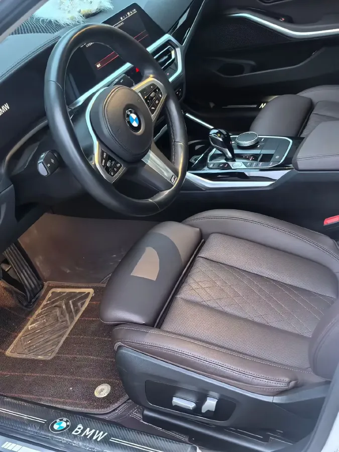 2022 BMW 3 Series 2.0T 156HP L4 8AT,autocango,china used car exporter,china ev exporter,chinese used car exporter,chinese used ev exporter