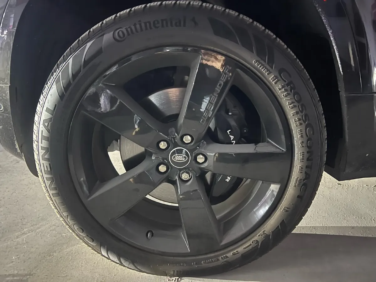 2025 Land Rover Defender 5.0T 525HP V8 8AT,autocango,china used car exporter,china ev exporter,chinese used car exporter,chinese used ev exporter