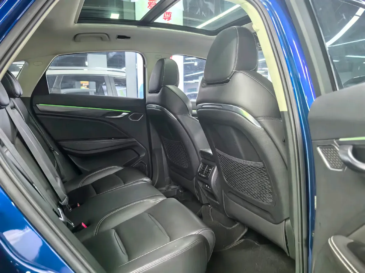 2020 Roewe RX5 1.5T 169HP L4 AMT PHEV 11.1KWH,autocango,china used car exporter,china ev exporter,chinese used car exporter,chinese used ev exporter