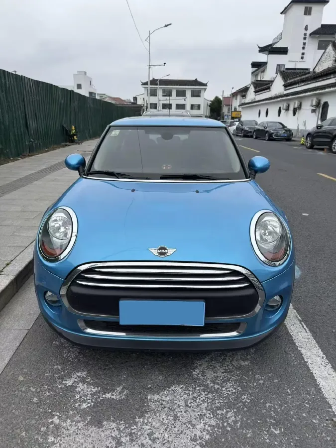 2016 MINI MINI 1.2T 102HP L3 6AT,autocango,china used car exporter,china ev exporter,chinese used car exporter,chinese used ev exporter