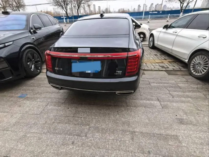 2020 HongQi H9 2.0T 252HP L4 7DCT,autocango,china used car exporter,china ev exporter,chinese used car exporter,chinese used ev exporter