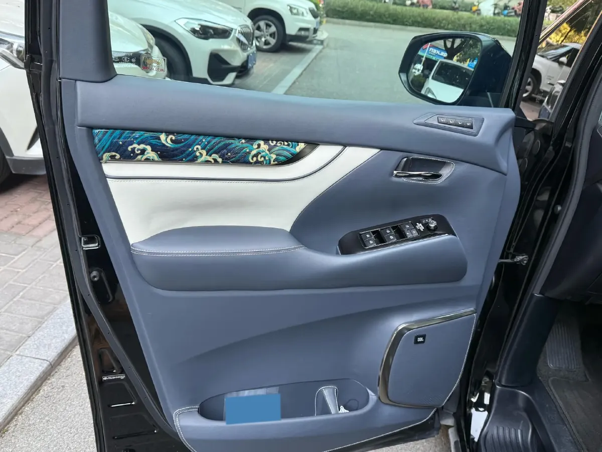 2018 Toyota Alphard 3.5L 301HP V6 8AT,autocango,china used car exporter,china ev exporter,chinese used car exporter,chinese used ev exporter