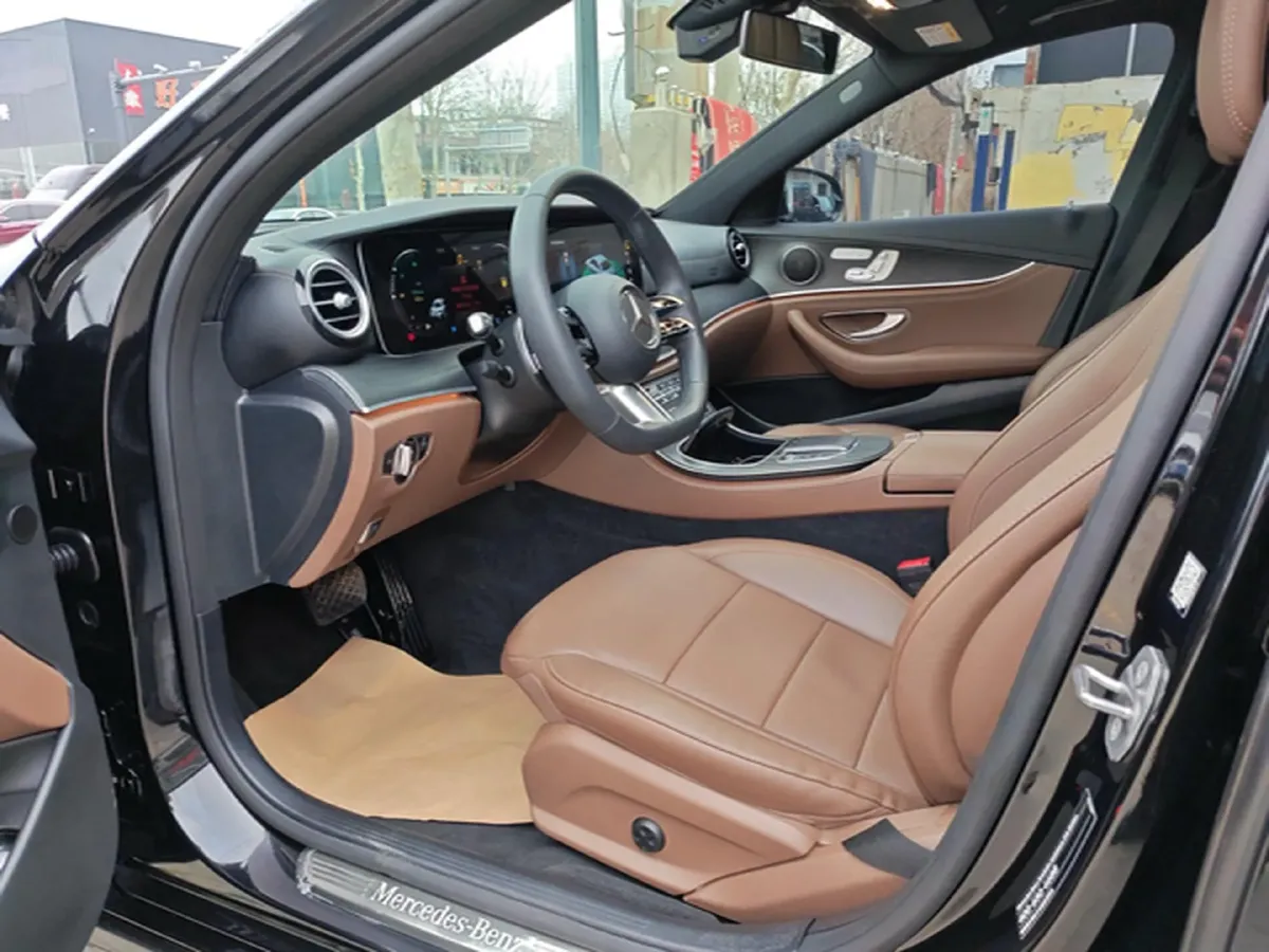 2023 Mercedes-Benz E Class 2.0T 211HP L4 9AT PHEV 25.4KWH,autocango,china used car exporter,china ev exporter,chinese used car exporter,chinese used ev exporter