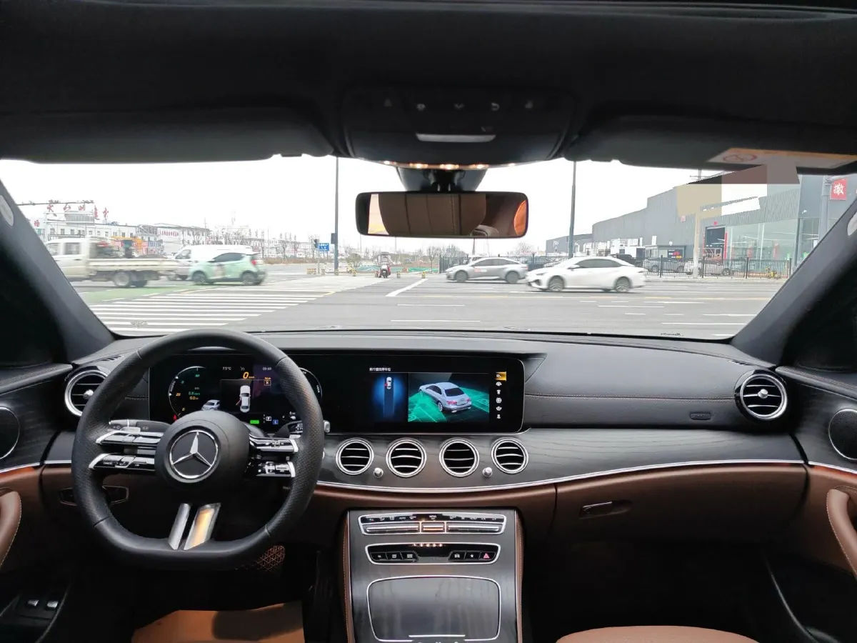 2023 Mercedes-Benz E Class 2.0T 211HP L4 9AT PHEV 25.4KWH,autocango,china used car exporter,china ev exporter,chinese used car exporter,chinese used ev exporter