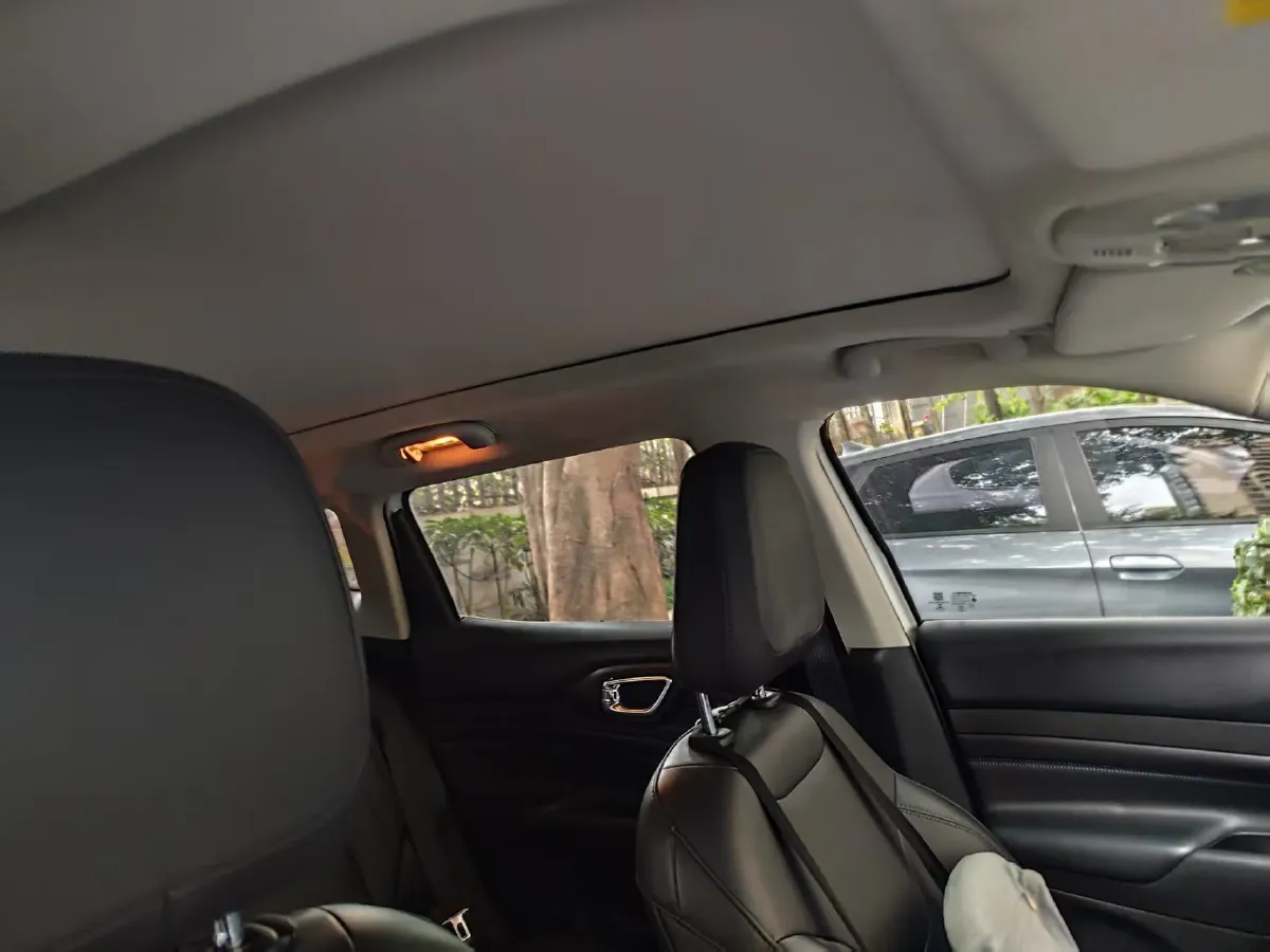 2021 Jeep Compass 1.3T 173HP L4 7DCT,autocango,china used car exporter,china ev exporter,chinese used car exporter,chinese used ev exporter