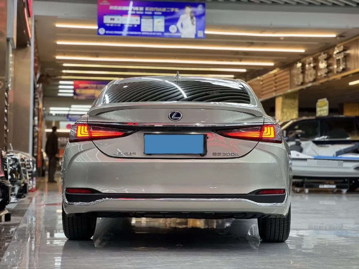 2021 Lexus ES 2.5L 178HP L4 E-CVT Hybrid,autocango,china used car exporter,china ev exporter,chinese used car exporter,chinese used ev exporter