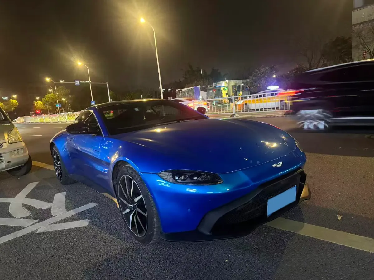 2018 Aston Martin V8 Vantage 4.0T 510HP V8 8AT,autocango,china used car exporter,china ev exporter,chinese used car exporter,chinese used ev exporter
