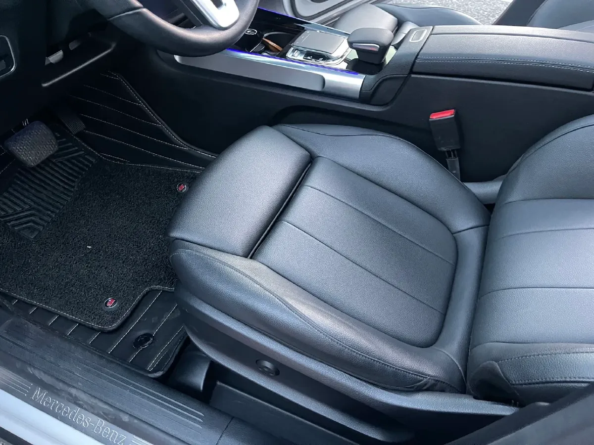 2020 Mercedes-Benz GLB Class 1.3T 163HP L4 7DCT,autocango,china used car exporter,china ev exporter,chinese used car exporter,chinese used ev exporter