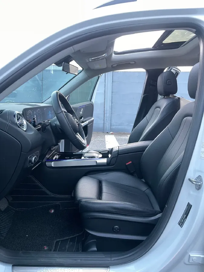 2020 Mercedes-Benz GLB Class 1.3T 163HP L4 7DCT,autocango,china used car exporter,china ev exporter,chinese used car exporter,chinese used ev exporter