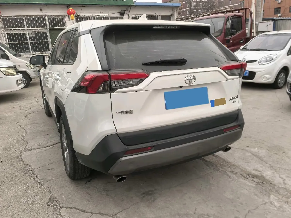 2020 Toyota RAV4 2.0L 171HP L4 CVT,autocango,china used car exporter,china ev exporter,chinese used car exporter,chinese used ev exporter