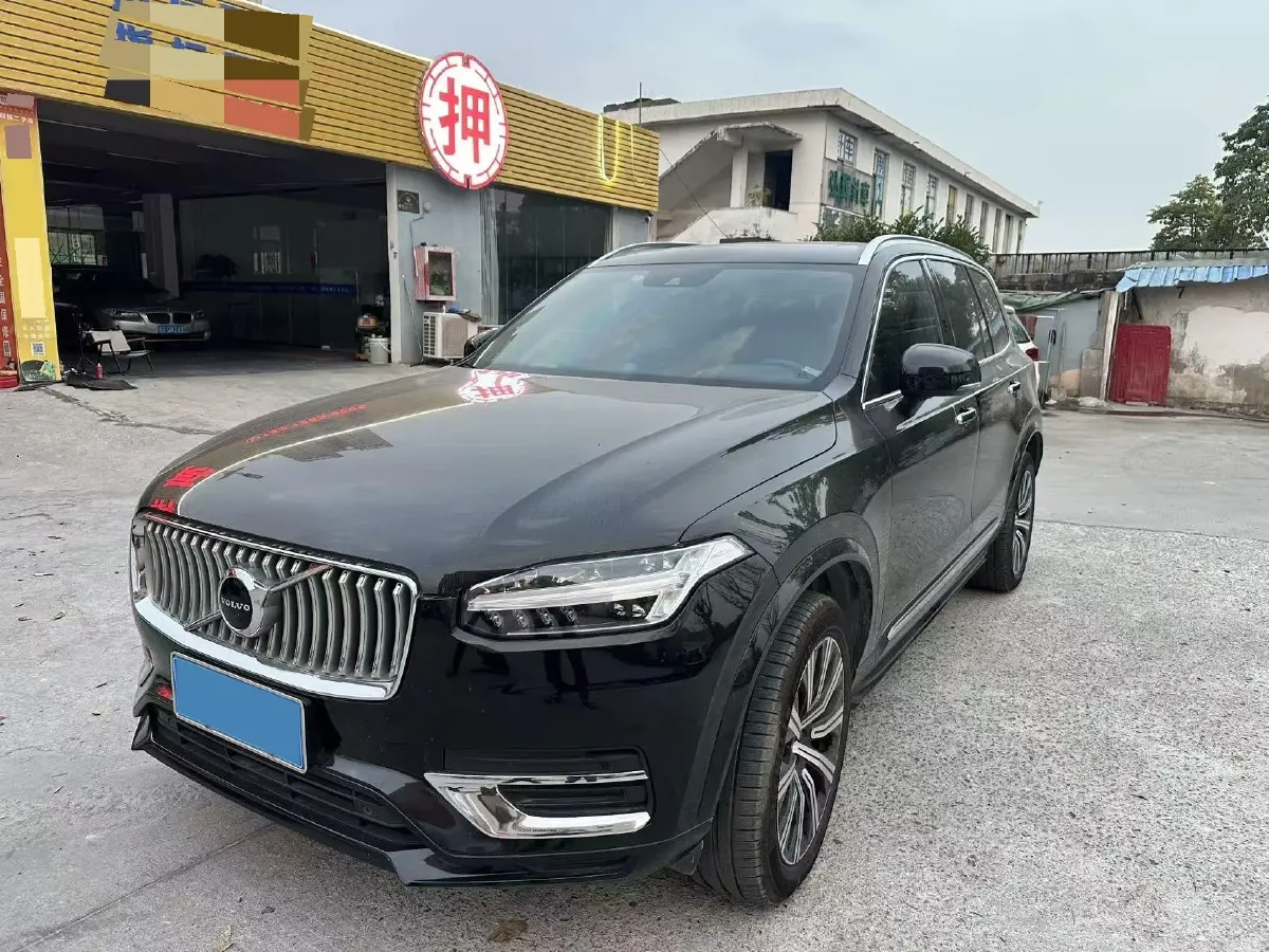 2022 Volvo XC90 2.0T 299HP L4 8AT,autocango,china used car exporter,china ev exporter,chinese used car exporter,chinese used ev exporter