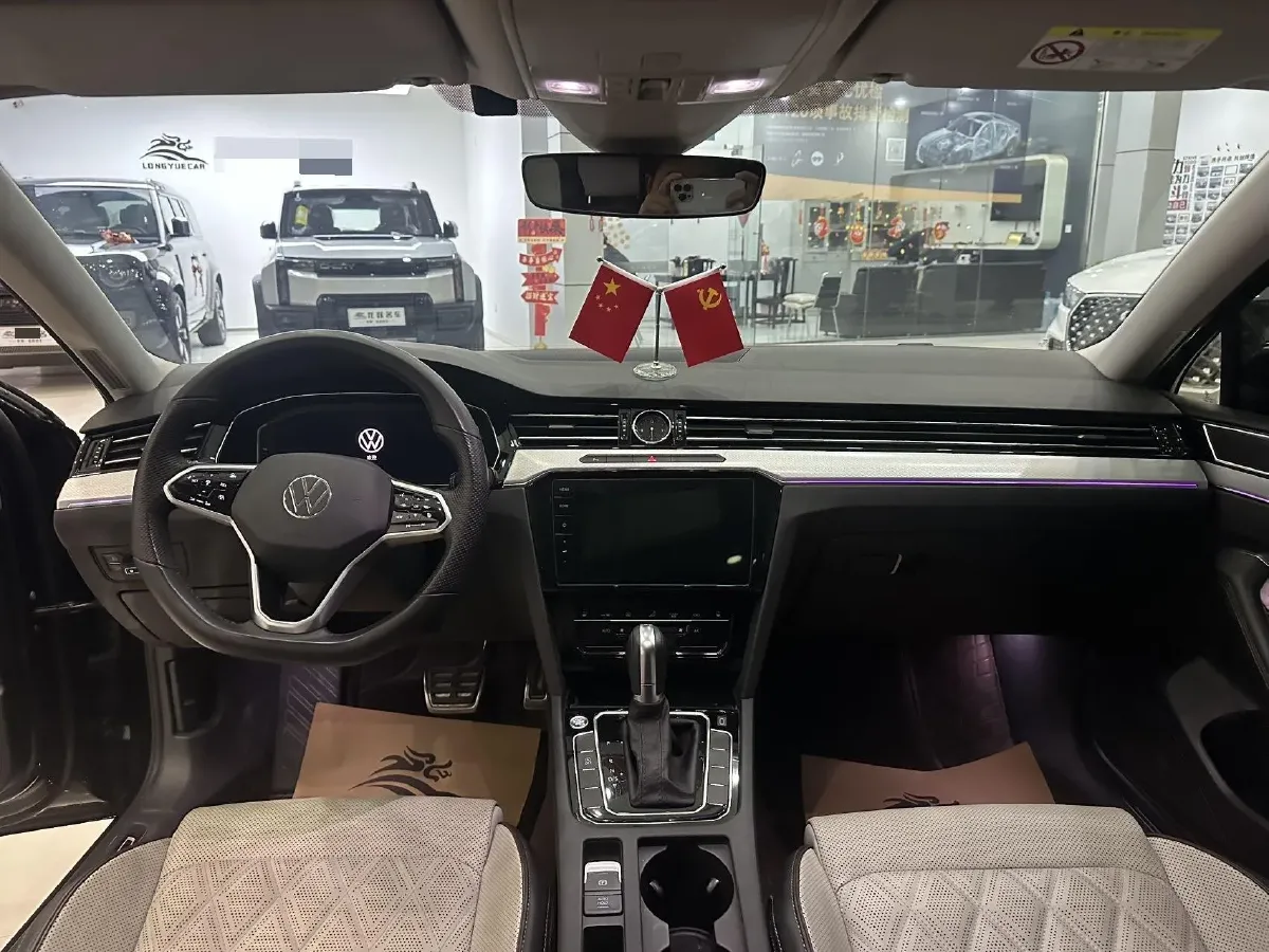 2023 Volkswagen Magotan 2.0T 186HP L4 7DCT,autocango,china used car exporter,china ev exporter,chinese used car exporter,chinese used ev exporter