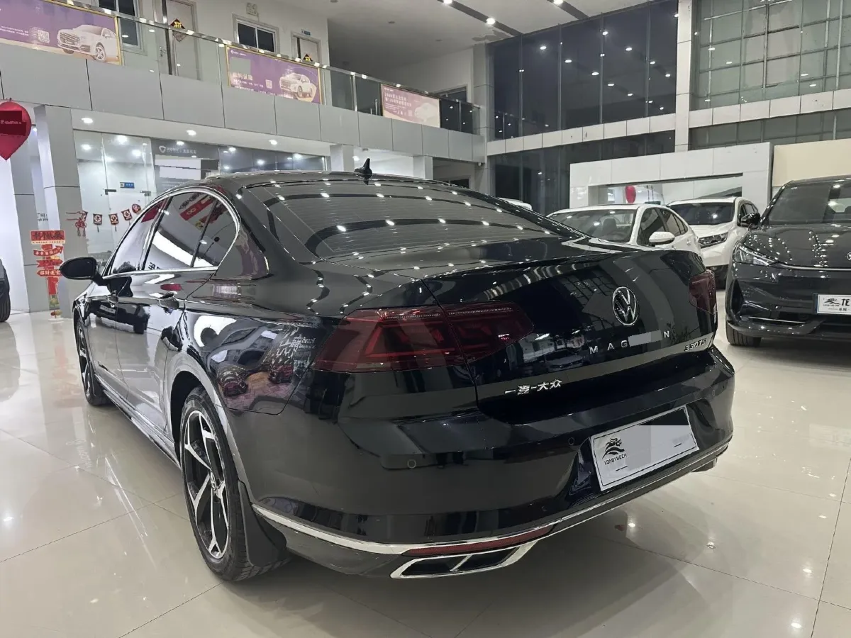 2023 Volkswagen Magotan 2.0T 186HP L4 7DCT,autocango,china used car exporter,china ev exporter,chinese used car exporter,chinese used ev exporter