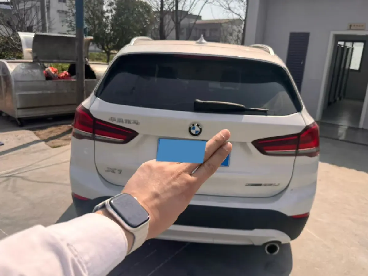 2022 BMW X1 2.0T 192HP L4 7DCT,autocango,china used car exporter,china ev exporter,chinese used car exporter,chinese used ev exporter
