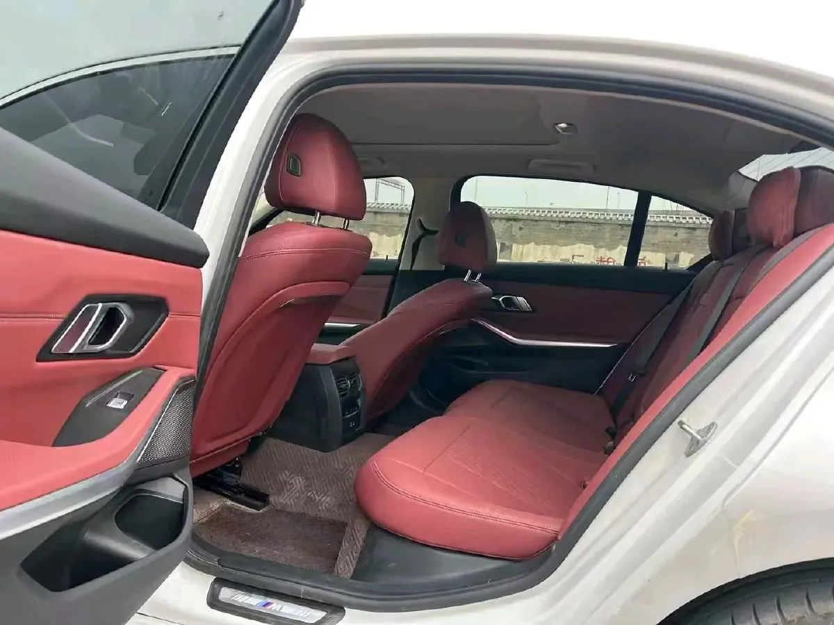 2025 BMW 3 Series 2.0T 184HP L4 8AT,autocango,china used car exporter,china ev exporter,chinese used car exporter,chinese used ev exporter