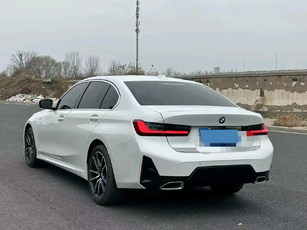 2025 BMW 3 Series 2.0T 184HP L4 8AT,autocango,china used car exporter,china ev exporter,chinese used car exporter,chinese used ev exporter