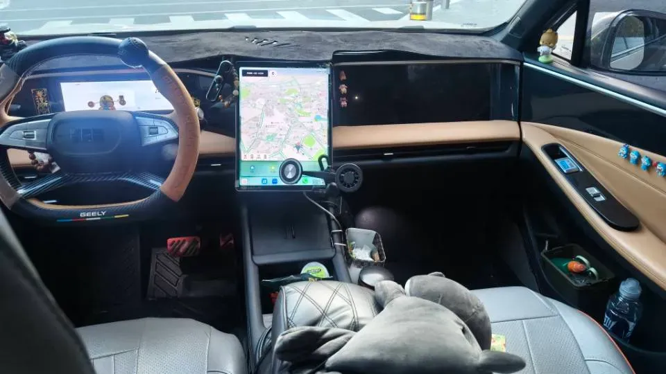 2024 Geely Galaxy L7 1.5T 163HP L4 3DHT PHEV 18.7KWH,autocango,china used car exporter,china ev exporter,chinese used car exporter,chinese used ev exporter