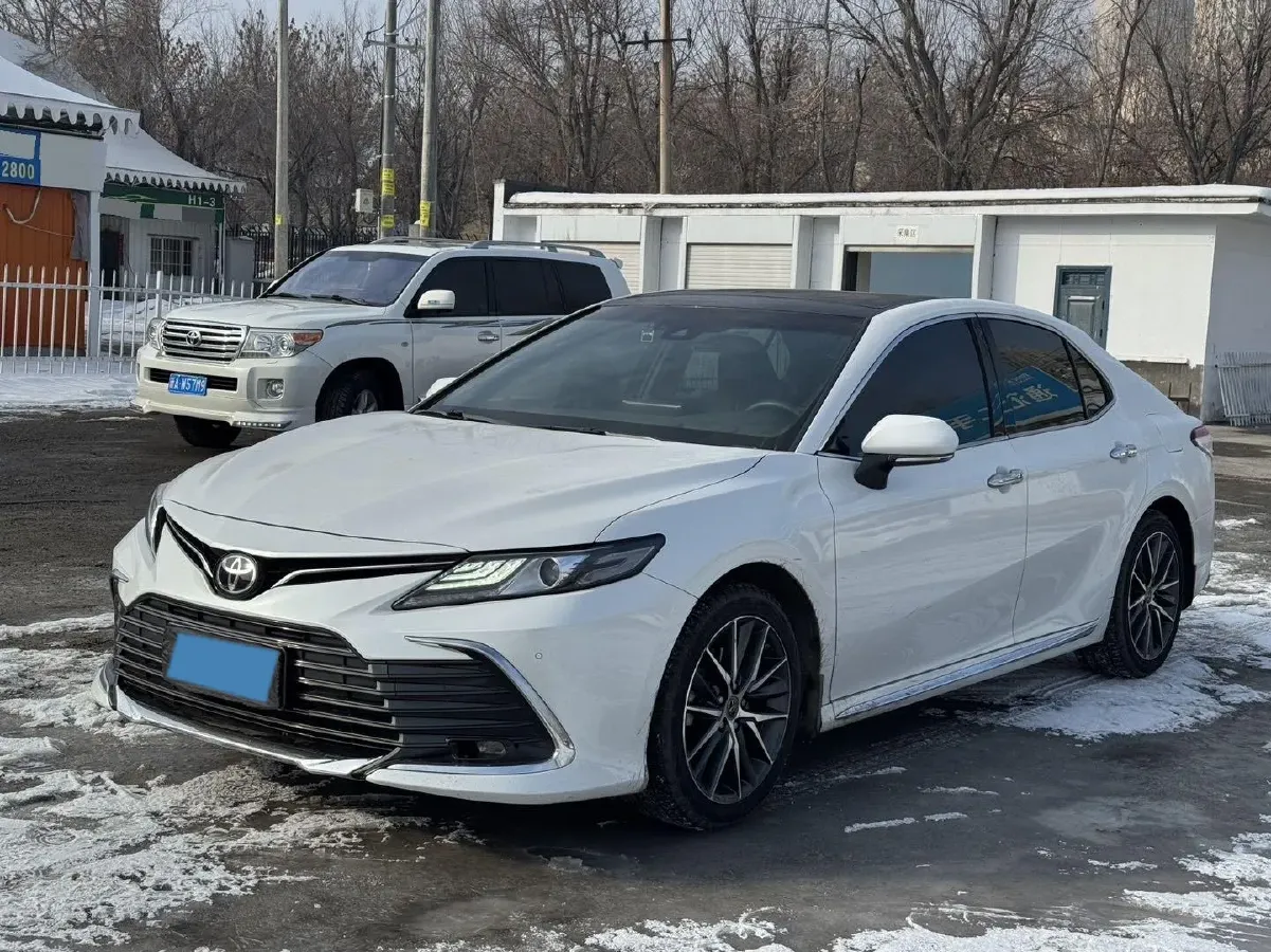 2023 Toyota Camry 2.5L 207HP L4 8AT,autocango,china used car exporter,china ev exporter,chinese used car exporter,chinese used ev exporter