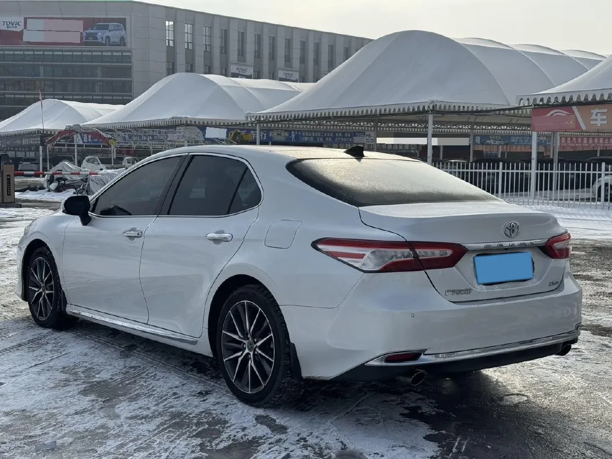 2023 Toyota Camry 2.5L 207HP L4 8AT,autocango,china used car exporter,china ev exporter,chinese used car exporter,chinese used ev exporter