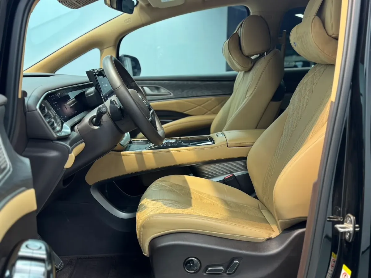 2025 Denza D9 1.5T 156HP L4 E-CVT PHEV 40KWH,autocango,china used car exporter,china ev exporter,chinese used car exporter,chinese used ev exporter