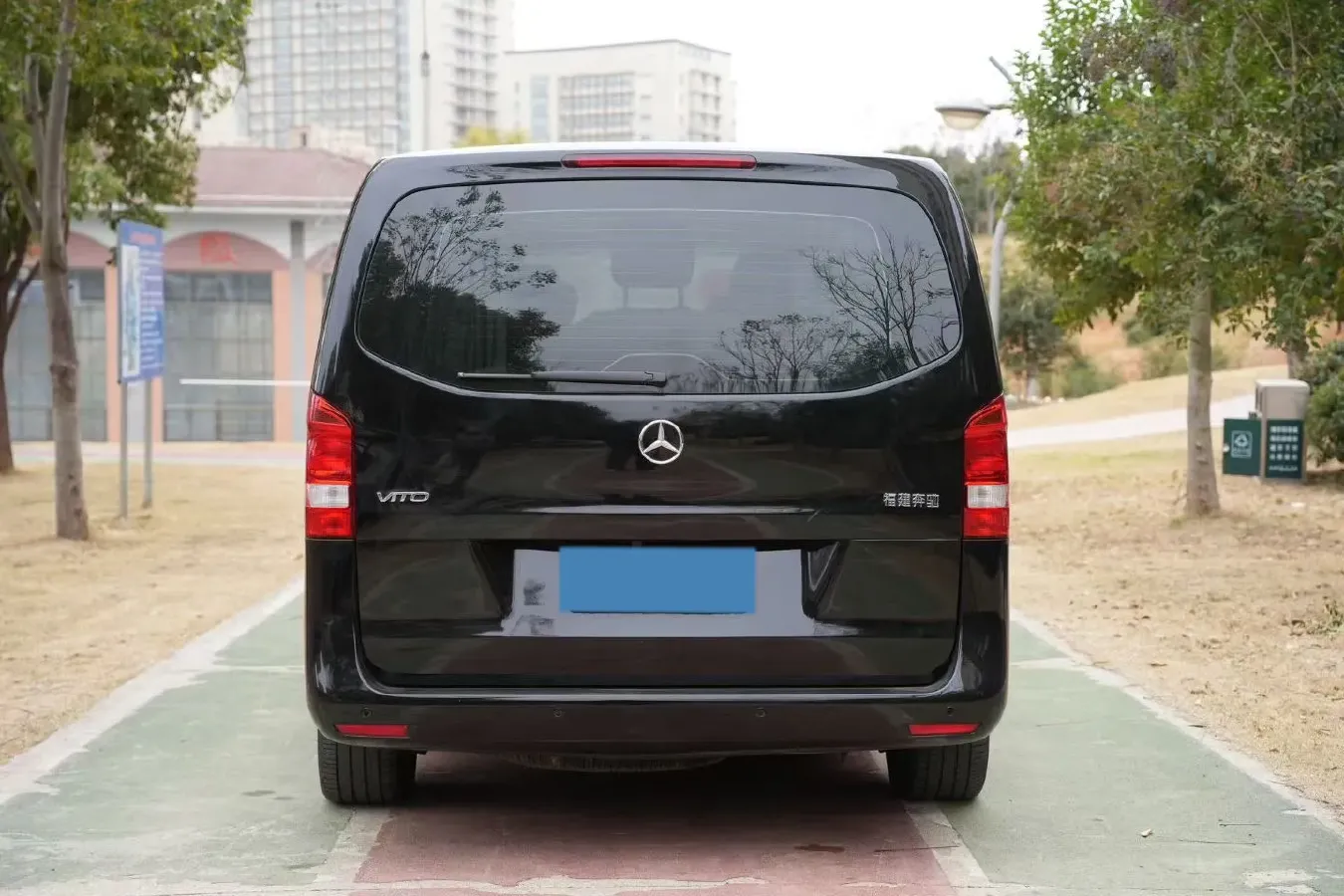 2021 Mercedes-Benz Vito 2.0T 211HP L4 9AT,autocango,china used car exporter,china ev exporter,chinese used car exporter,chinese used ev exporter