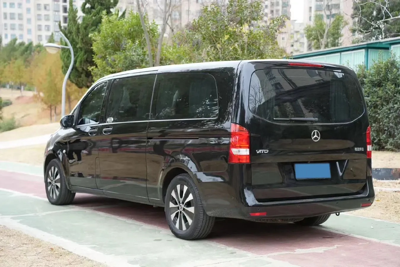 2021 Mercedes-Benz Vito 2.0T 211HP L4 9AT,autocango,china used car exporter,china ev exporter,chinese used car exporter,chinese used ev exporter